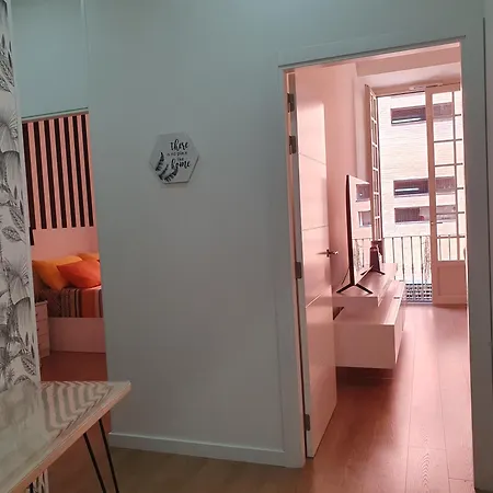 Beautiful Historic Center Apt! Malaga